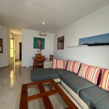 Playa Chica Apt With Terrace 100 M From The Sea Puerto del Carmen  Exterior foto