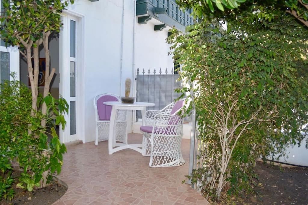 Playa Chica Apt With Terrace 100 M From The Sea Puerto del Carmen  Exterior foto